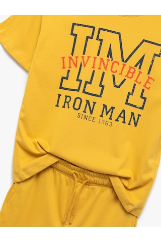 Koton Iron Man Baskılı Kısa Kollu Lisanslı Pamuklu Tişört Ve Şort Seti Hardal 5skb10706tk