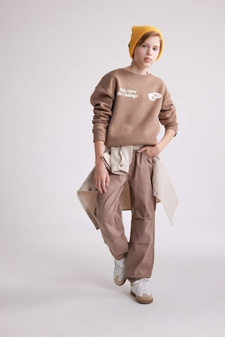 DeFacto Erkek Çocuk Bağcıklı Beli ve Paçası Lastikli Cepli Jogger Gabardin Pantolon C7577A824WNBG73