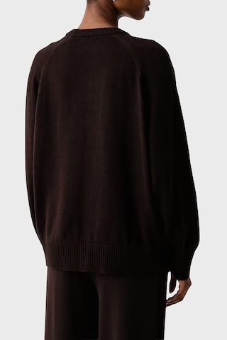 Armani Exchange Logolu % 100 Pamuk V Yaka Düğmeli Hırka Kadın Hırka Xw002878 Af16552 U6032 Kahve
