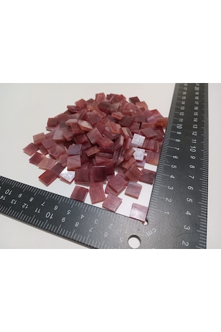 Koyu Kırmızı Kare Vitray Cam Mozaik Taşı - Sanatsal Mozaik Çalışmalarınız İçin Yaklaşık 10 X 10 Mm