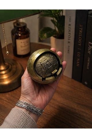 Kapaklı Metal Küllük Açılır Kapanır Dekoratif Masa Üstü Küllük Vintage Sarı 7.5 Cm