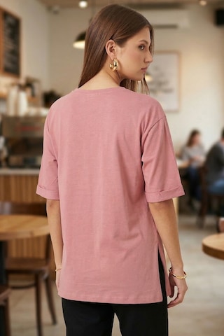 Armonika Kadın Gül Kurusu Yuvarlak Yaka Duble Kol Yanları Yırtmaçlı Pamuklu T-shirt Arm-26y137001