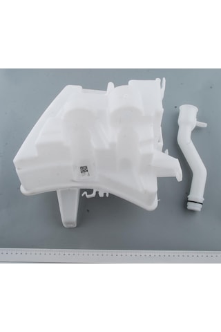 Cn Cam Suyu Deposu Motorsuz Toyota Corolla 2010-2012 Hatchback Uyumlu Unıdsf004