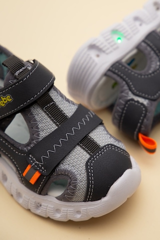 Şirin Bebe Şirinbebe Ortopedik Erkek Bebek Sandalet Füme Işıklı Taban Cırtlı Önü Kapalı-4760
