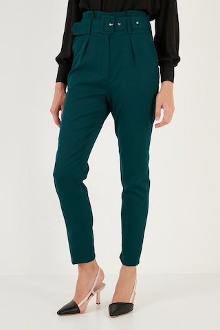Lela Yüksek Bel Cepli Kemerli Regular Fit Kumaş Bayan Pantolon 611Pl04 Zümrüt