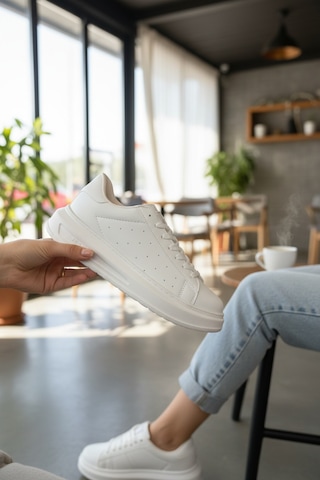 Enoch Kadın Yüksek Tabanlı Ortopedik Sneaker Yürüyüş Ayakkabısı Beyaz