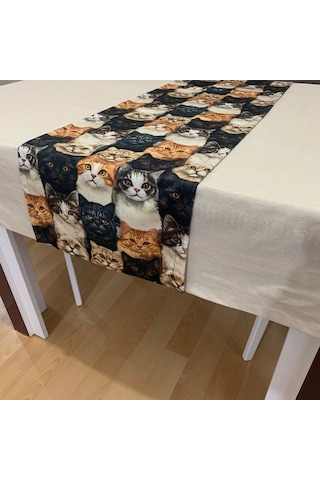 Kedi Desenli, Yüksek Kaliteli Dijital Baskılı Runner, Dayanıklı, Modern Tasarım 40x150 Cm Çok Renkli