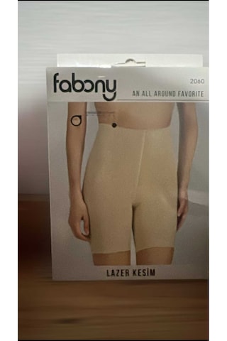 Fabony Lazer Kesim Slikonlu Şort Korse İz Yapmaz Görünmez Şık Tasarım 2060 Bej
