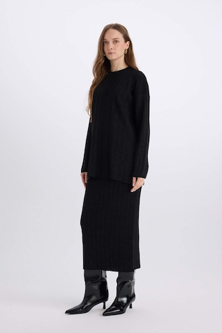 DeFacto Regular Fit Basic Düz Maxi Triko Etek E0936AX24WNBK81 Siyah