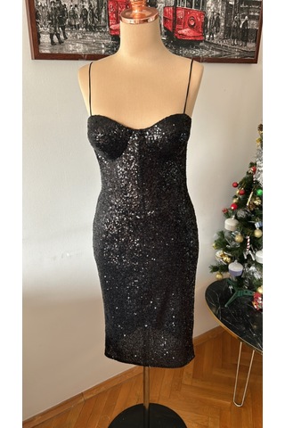Chica Rosa Fashion Siyah Pullu Askılı Midi Elbise