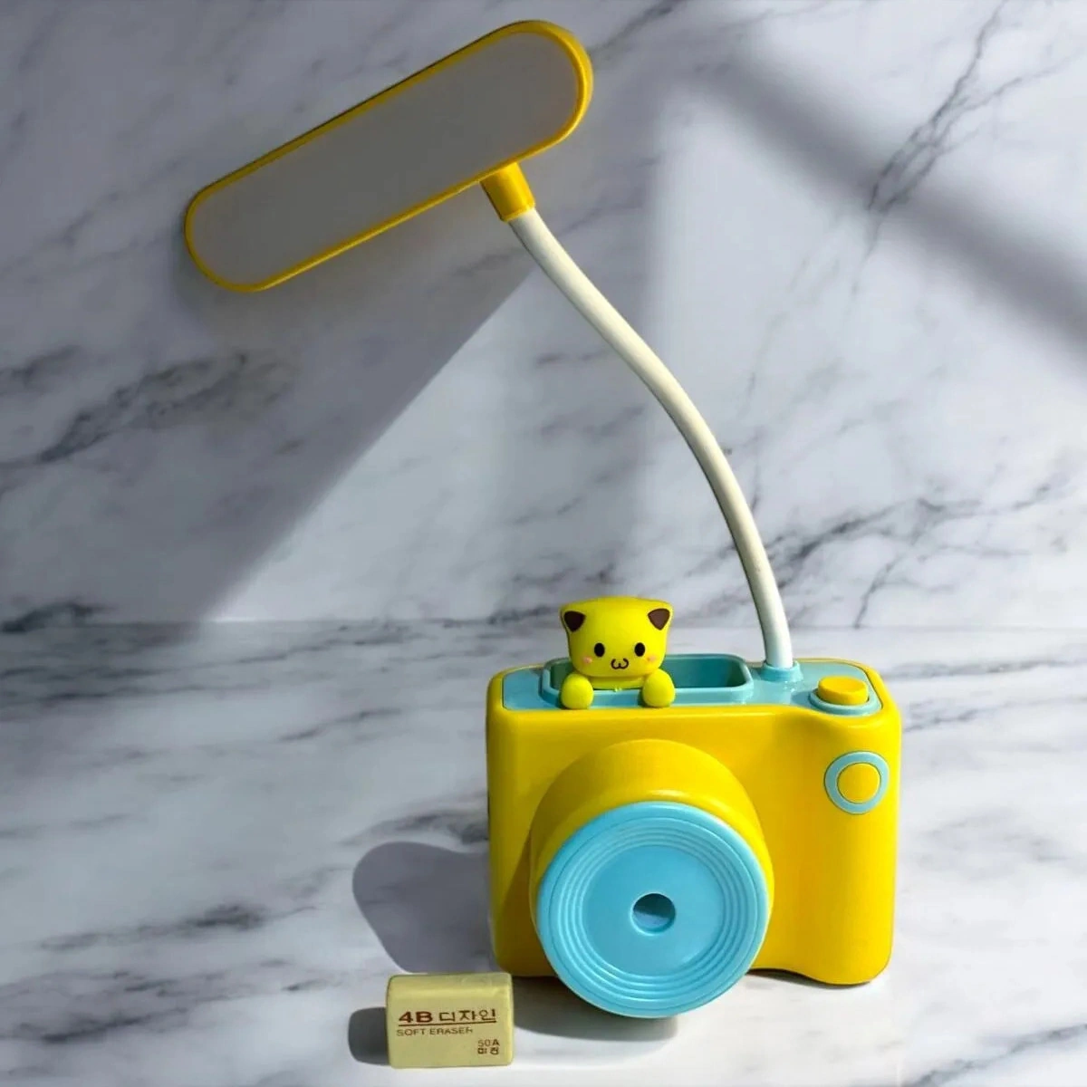 Turuncu Kamera Şeklinde Kalemtıraşlı Usb Masa Üstü Lamba - Şık Ve Fonksiyonel Turuncu