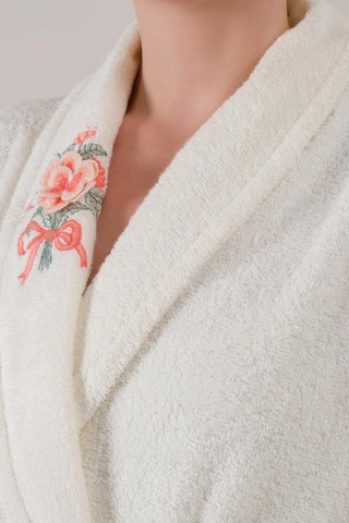 Cotton Box Bambu 3D Nakışlı Aile Bornoz Seti Lenora Ekru-Cappucci Ekru