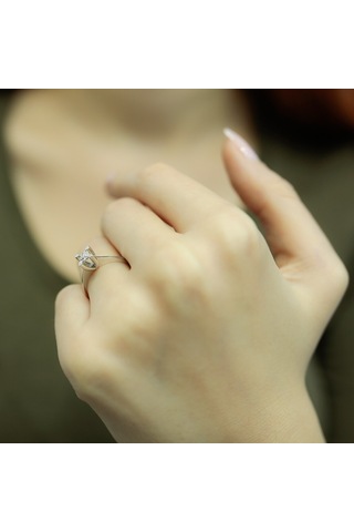 Lova 0,30 Karat Efektli Pırlanta Tektaş Yüzük - 1070089