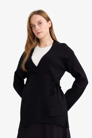 Defacto Regular Fit V Yaka Bağlama Detaylı Triko Hırka G3747ax25wnbk81 Siyah-bk81