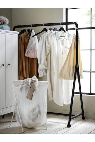 Turbo Siyah 117x148 Cm Ayaklı Askılık Tekerlekli Siyah