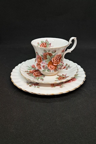 Yıldönümü Gülü Vintage Çay Fincanı 3 Parça 200 Ml