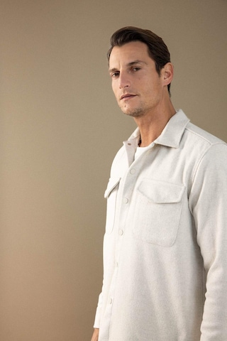 DeFacto Relax Fit Akrilik Karışımlı Düz Uzun Kollu Gömlek Ceket C5961AX24AUBG711