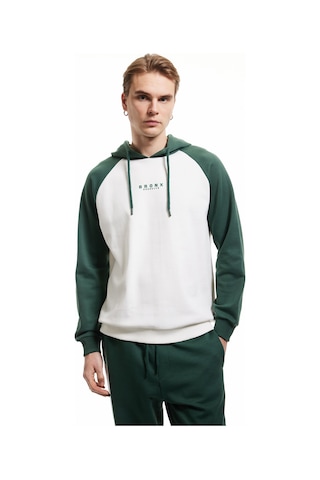 Koton Uzun Kollu Renk Kontrastlı Baskılı Kapşonlu Sweatshirt Yeşil 5sam70037mk Yeşil