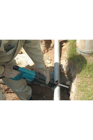 Makita M4501KB Kılıç Testere