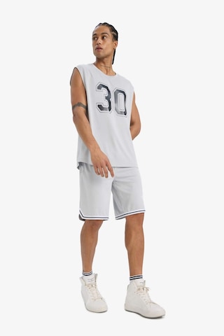 DeFactoFit Hızlı Kuruyan Standart Fit Sporcu Kısa Paça Şort C2419AX25HSGR91