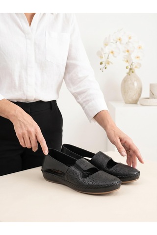 Capella 054 Siyah Hakiki Soft Deri Anatomik Yazlık Kadın Ayakkabı