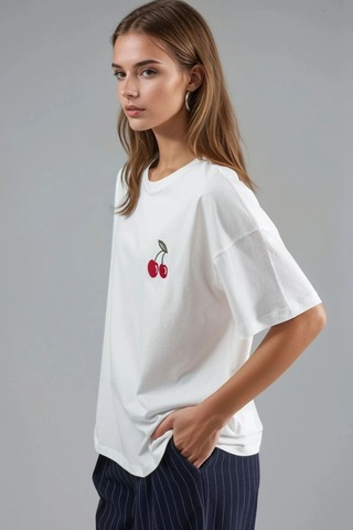 Hiccup Oversize Nakışlı Örme T-shirt Tozlu Beyaz
