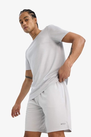 Defacto Defactofit Standart Fit Sporcu Kısa Paça Şort E9753ax25augr184 Gri