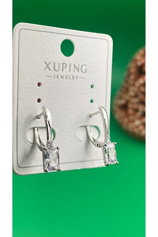 Xuping Gümüş Renk Kare Zirkon Taşlı Kadın Çelik Küpe Gümüş