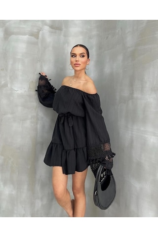 Fashion Cocktail Ekstra Uzun Kollu Çift Kat Dantel Işleme Madonna Yaka Düşük Omuz Kemerli Doğal Bohem Yazlık Elbise Siyah