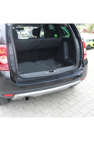 Dacia Duster 2010-2017 Yıl Aralığı Uyumlu Arka Tampon Eşiği Mat