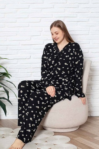 Kadın Papatya Desenli V Yaka 3 Düğmeli Viskon Büyük Beden Mevsimlik Uzun Kol Pijama Takımı Siyah