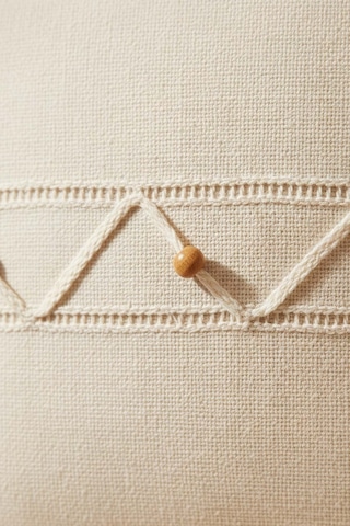 Zigzag Boncuk İşlemeli Püsküllü Dekoratif Kırlent Kılıfı Krem