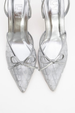 Luvishoes Luvi Shoes Peony Gümüş Fileli Fiyonklu Sivri Burun Kadın Topuklu Ayakkabı Gümüş