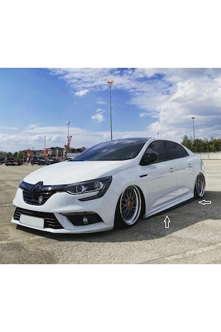 Megane 4 R Marşpiyel Takımı-boyasız-fiberglass