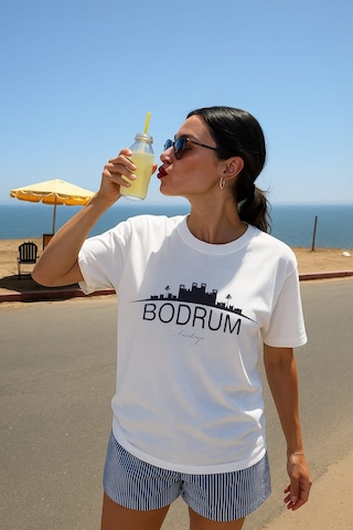 Markapia Woman Kadın %100 Pamuk Bodrum Baskılı Kısa Kollu Beyaz T-shirt S