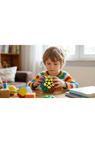 Beşgen Zeka Küpü Kübix Akıcı Hızlı Takılmayan Renkli Geometrik Şekilli Eğitici Oyuncak