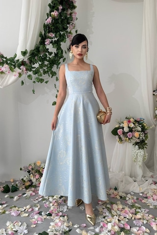 Nils Butik Askılı Kare Yaka Jakar Desenli Seraphine Midi Elbise Açık Mavi