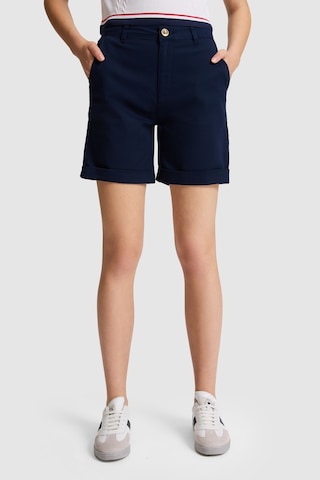 U.s. Polo Assn. Kadın Lacivert Şort / Bermuda 50325529-vr033