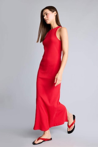 Defacto Bodycon Vücudu Saran Halter Yaka Ribana Kolsuz Kırmızı Midi Elbise H7119ax26smrd59 Kırmızı-rd59