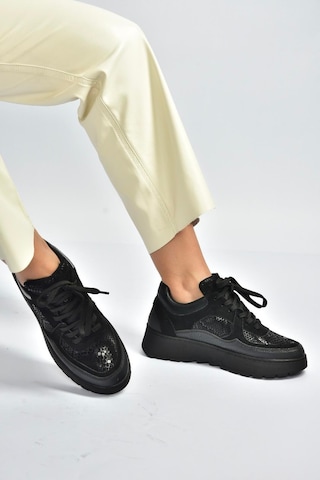 Fox Shoes V820720309 Siyah Kalın Tabanlı Spor Ayakkabı Sneakers Siyah