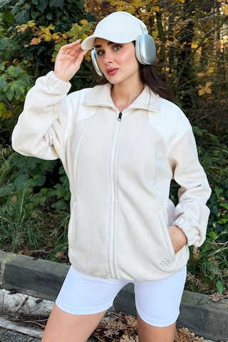 Tommy Life Bej Kalın Yumuşak Dokulu Dik Yaka Oversize Nakışlı Polar Kadın Sweatshirt - 97293 Bej