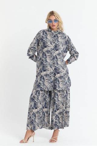 Schık Kadın Viskon Rahat Bol Paça Truvakar Kol Önü Düğme Baskılı Takım Lacivert