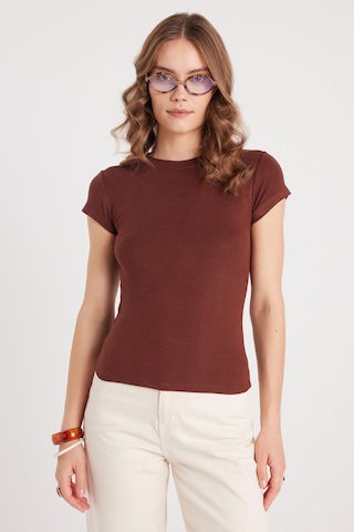 Tudors Kadın Slim Fit Dar Kesim Bisiklet Yaka Viskon Kumaş Ultra Soft Kahverengi Tişört-37796 Kahverengi