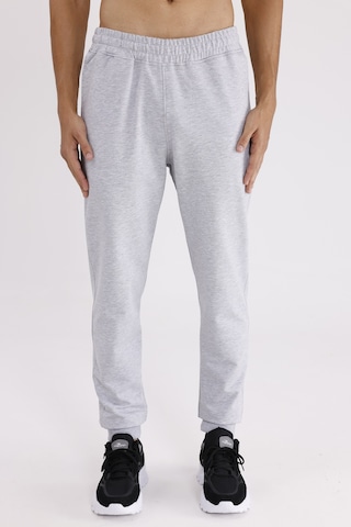 Esnek Bel Lastikli Yan Cepli Arka Cepli Daralan Paça Minimal Logo Detaylı Konforlu Spor Eşofman Altı Grey