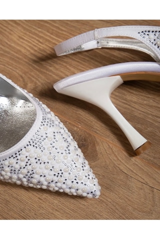 Beyaz Saten İnci Taş Arkası Açık Stiletto Beyaz