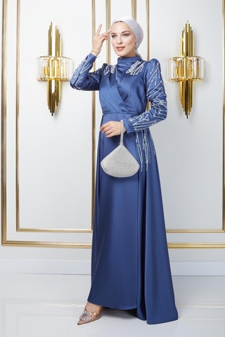 Olcay Önü Ve Kolları Pul Ve Taş Detaylı Saten Abiye Elbise K. İndigo 1660