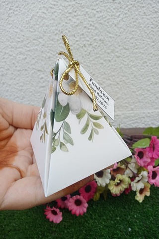 30 Adet Gold İpli Yeşil Çiçekli Piramit Kutu - Kına Hediye Kutu