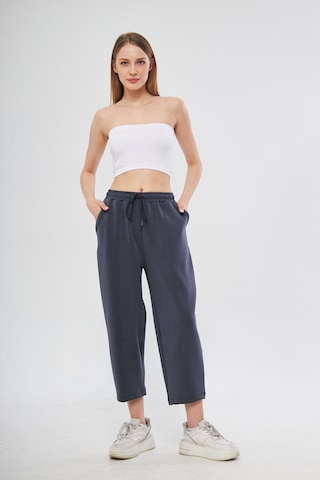 Haki Ultra Yumuşak, Dikiş Detaylı Havuç Kesim Bağcıklı Lastikli Bilek Boy Kadın Modal Pantolon Antrasit