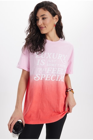 Tudors Kadın Slim Fit Dar Kesim %100 Pamuk Bisiklet Yaka Kısa Kollu Baskılı Pembe Tişört-50569