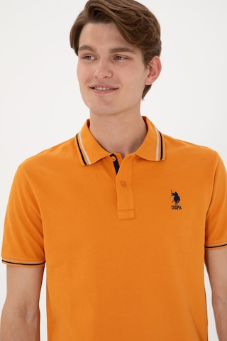 U.S. Polo Assn. Erkek Regular Fit Polo Yaka Kiremit Basic Tişört 50306011-VR031